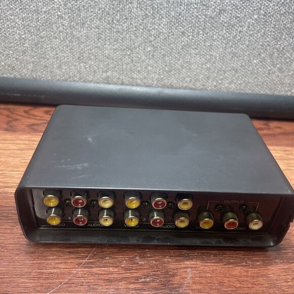 Radio Shack Vintage Audio-Video A/V Selector Switch No. 15-1956B - Picture 2 of 3